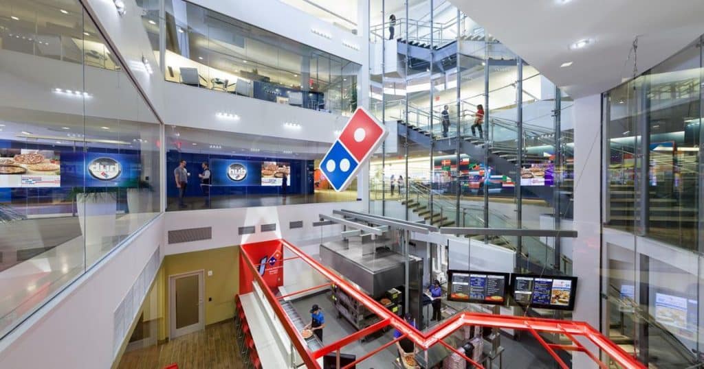 Domino's Logo building