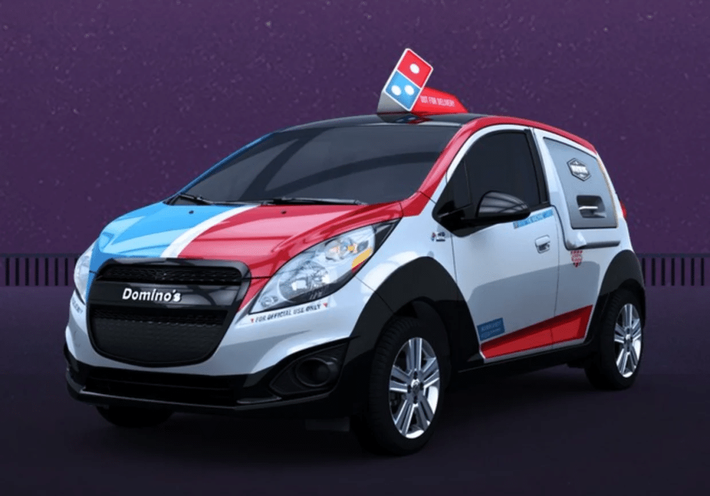 Domino's delivery car