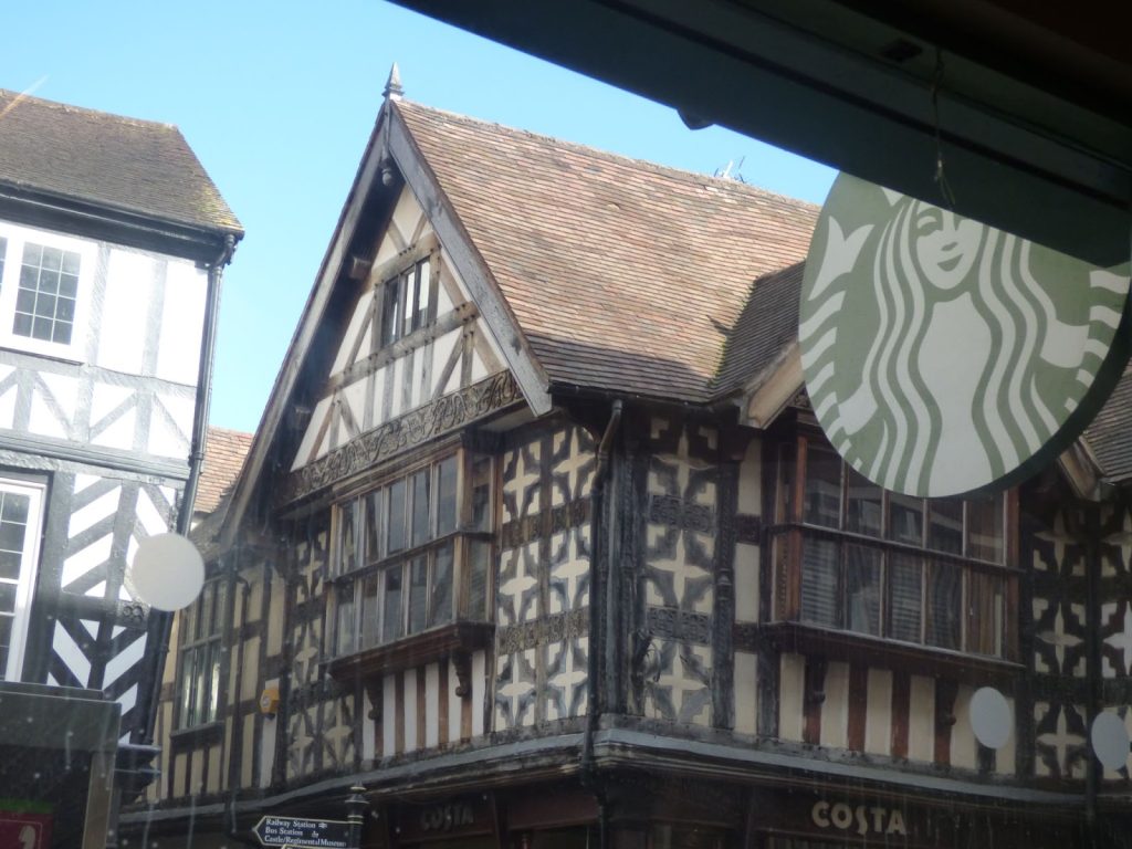Building in a courtyard